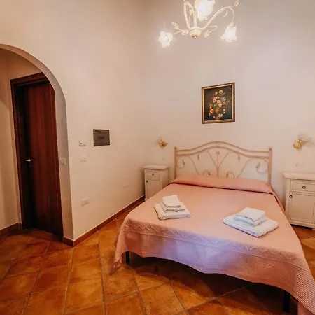 Tenuta Le Tre Rose-2